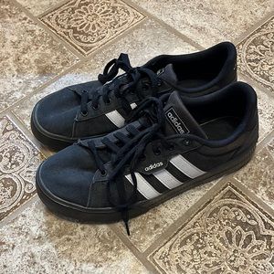Mens size 9 adidas shoes